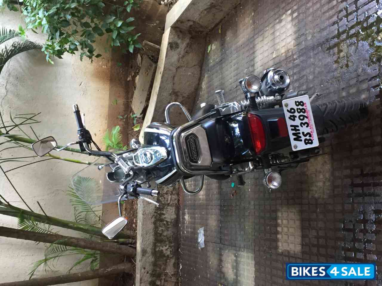 Bajaj Avenger Cruise 220