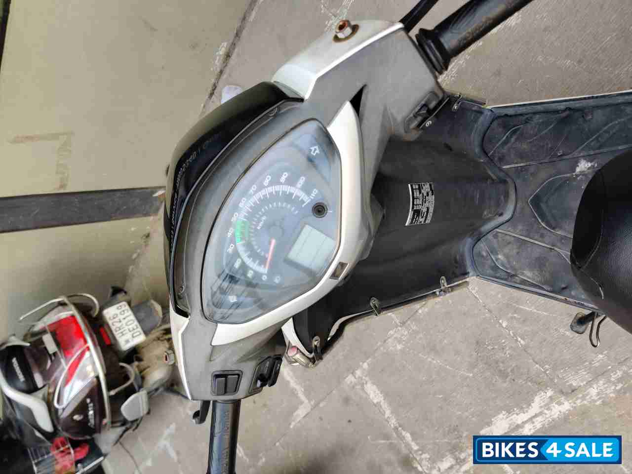 White Honda Activa 125