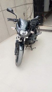 Black Bajaj Pulsar 150 Twin Disc