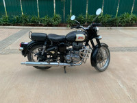 Black Royal Enfield Classic 350
