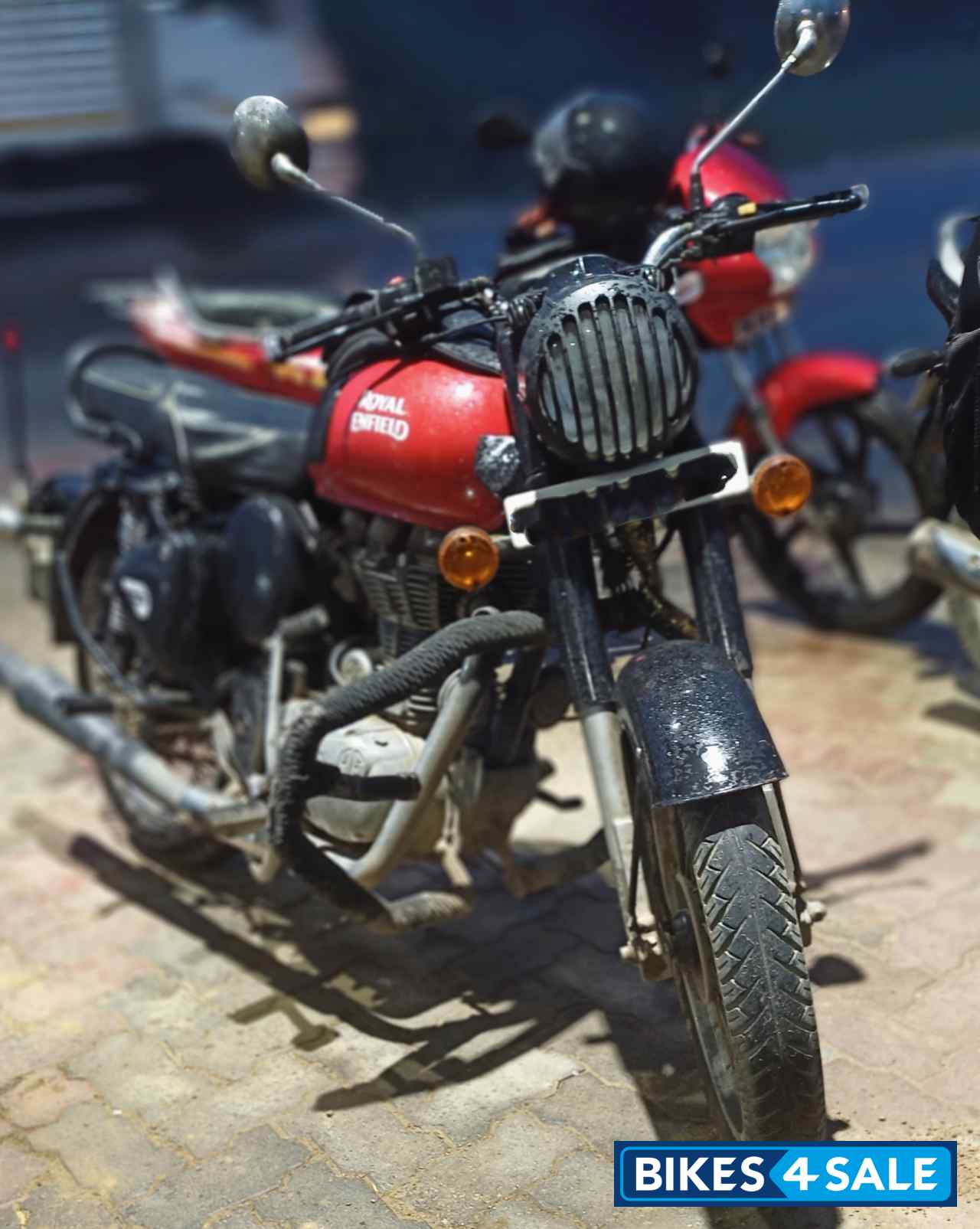 Redditch Red Royal Enfield Classic 350 Redditch Red