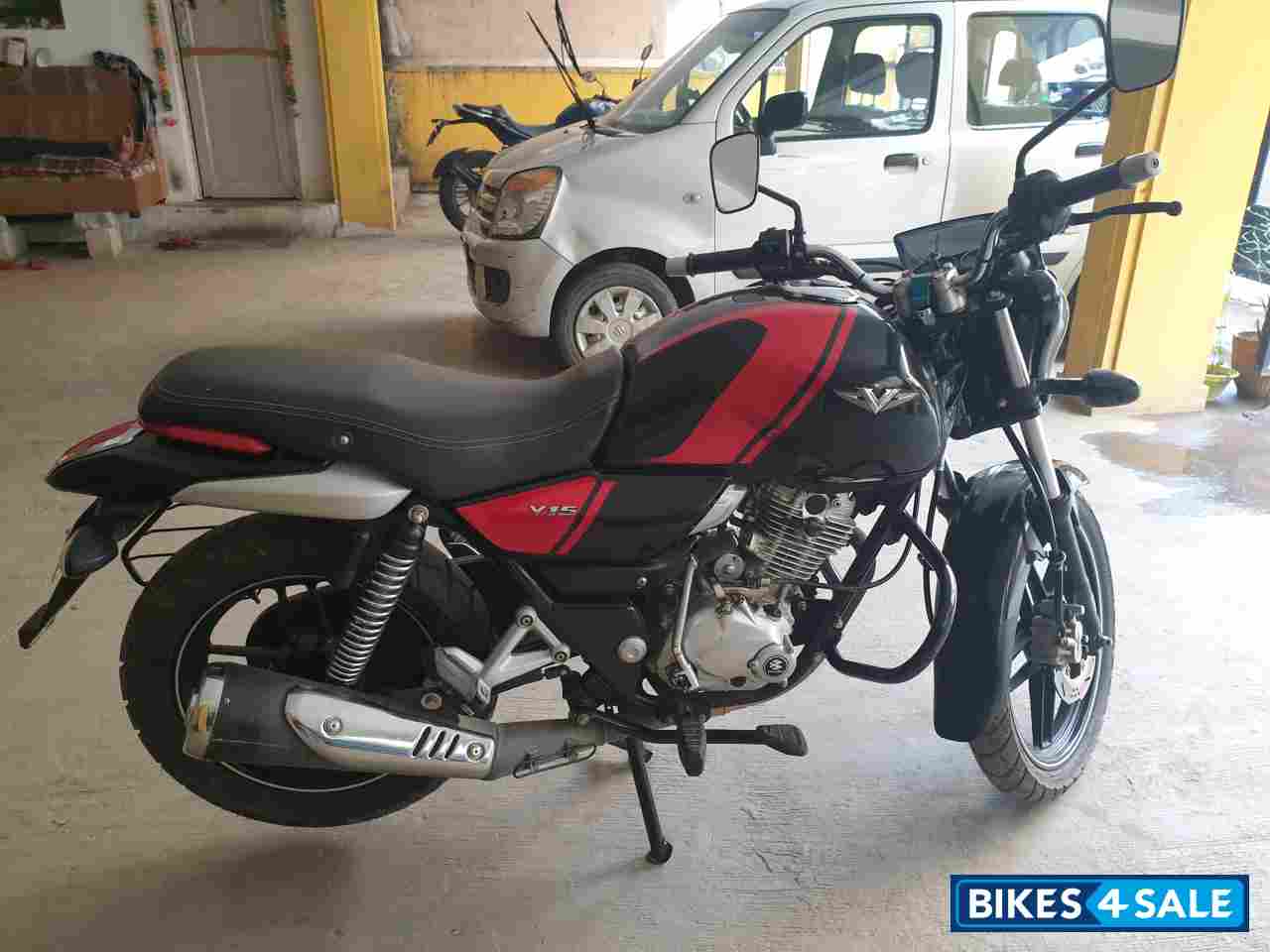 Black Bajaj V15