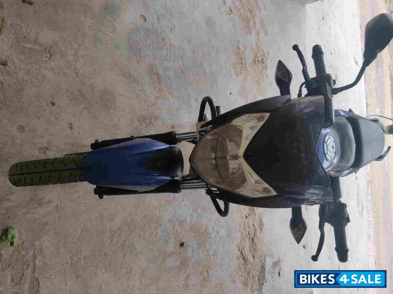 Metalic Blue Bajaj Pulsar 135LS