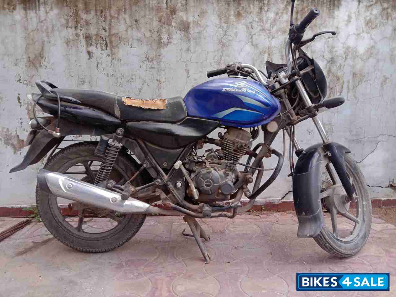 bajaj discover dts si 100cc price