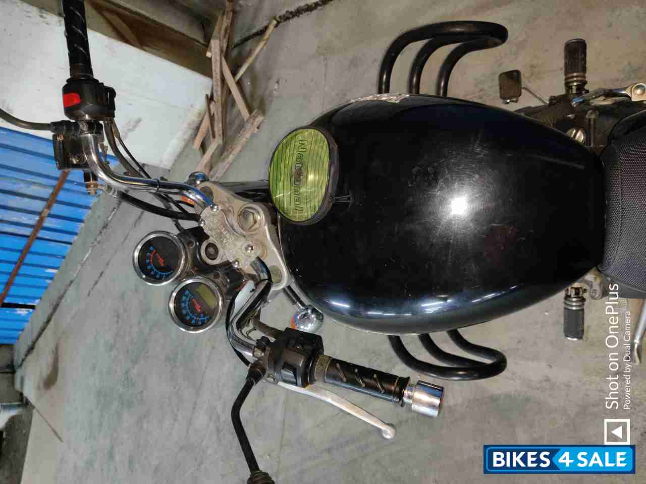 Black Royal Enfield Thunderbird 350