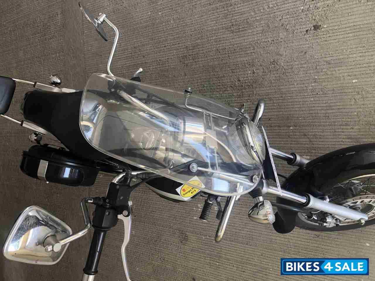 Bajaj Avenger Cruise 220