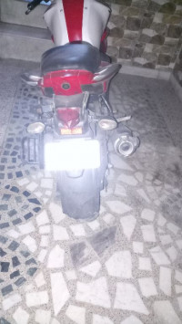 White And Red Yamaha FZ FI V2