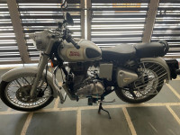 Silver Royal Enfield Classic 350