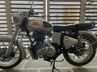 Silver Royal Enfield Classic 350
