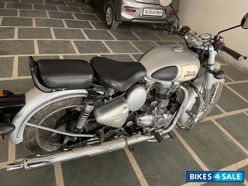 Silver Royal Enfield Classic 350