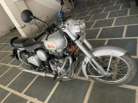 Silver Royal Enfield Classic 350