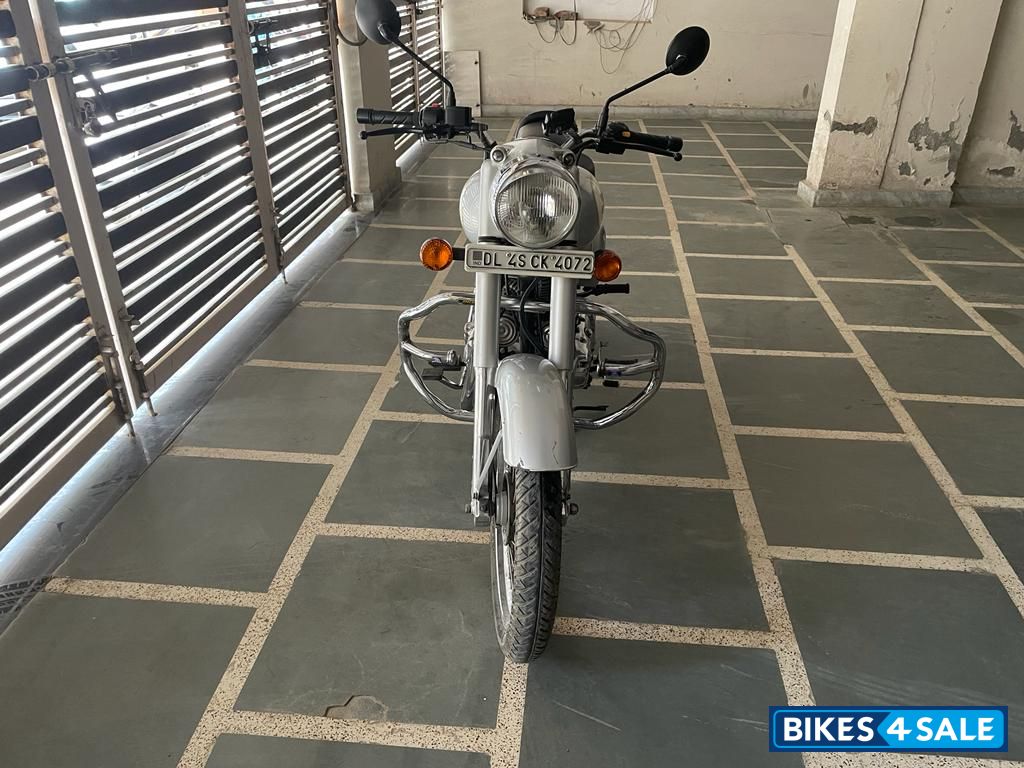 Silver Royal Enfield Classic 350