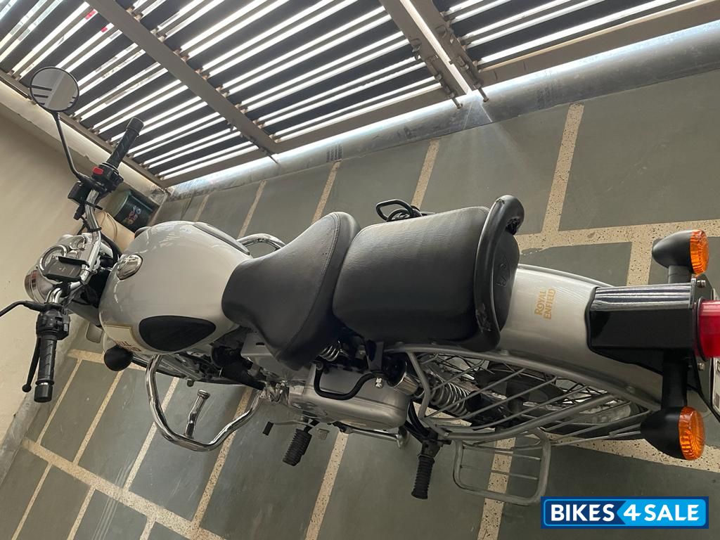 Silver Royal Enfield Classic 350