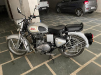 Silver Royal Enfield Classic 350