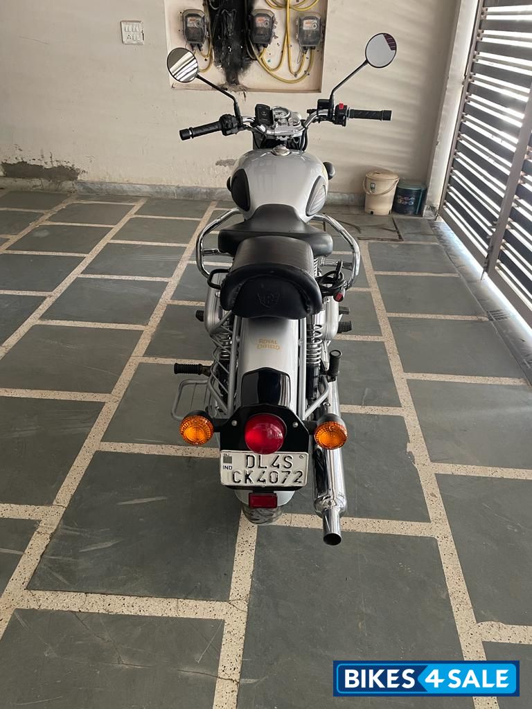 Silver Royal Enfield Classic 350