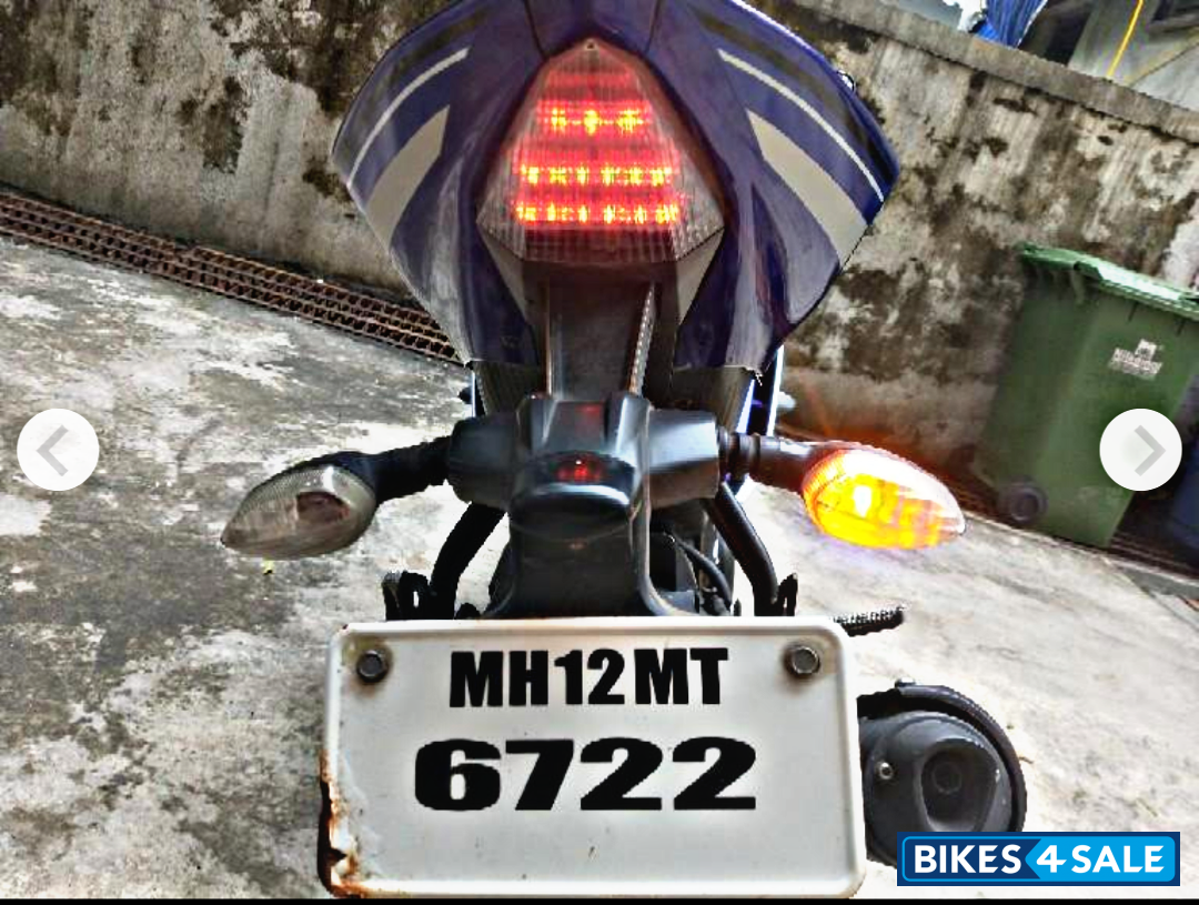 Blue Yamaha YZF R15 V2