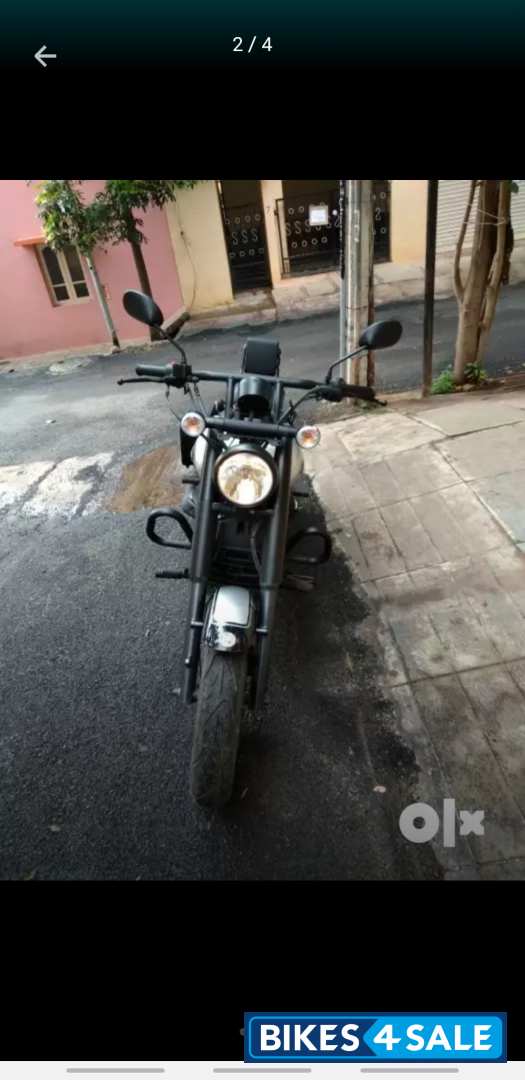 Silver UM Renegade Sports S