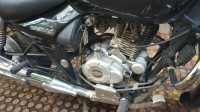 Bajaj Avenger 200 DTS-i