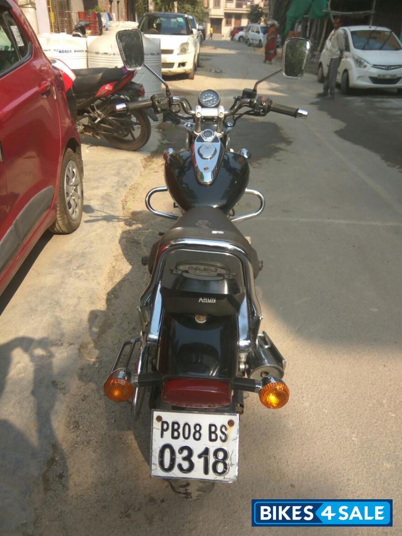 Bajaj Avenger 220 DTS-i