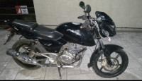 Black Bajaj Pulsar 180 DTSi
