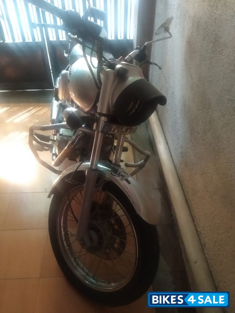 Royal Enfield Bullet 350 ES