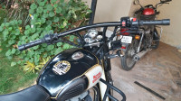 Black Royal Enfield Classic 500