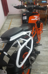 Orange/black KTM Duke 390