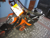Orange/black KTM Duke 390