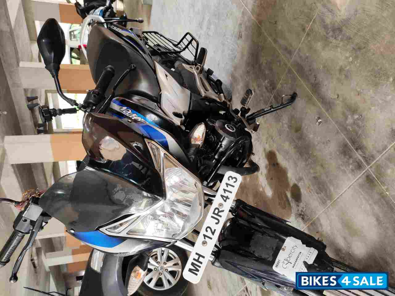 Bajaj Discover 125 ST