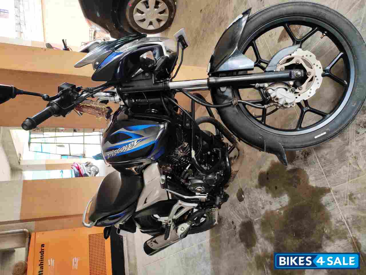 Bajaj Discover 125 ST