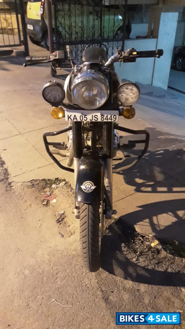 Black Royal Enfield Classic 350