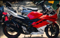 Red Yamaha YZF R15 V2
