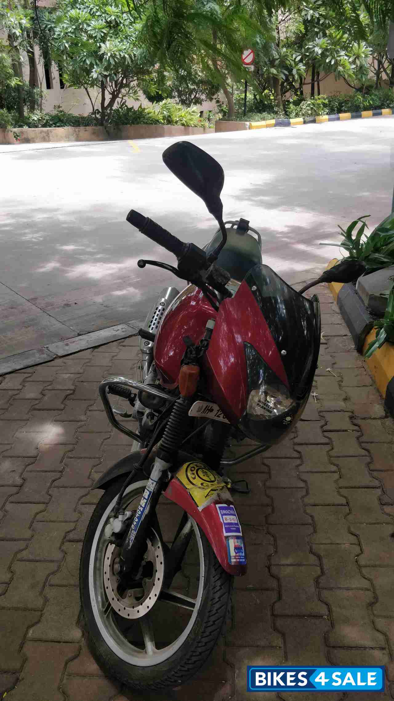 Red Bajaj Pulsar 150 DTSi