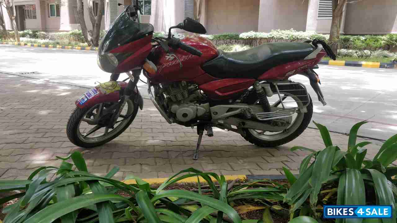 Red Bajaj Pulsar 150 DTSi