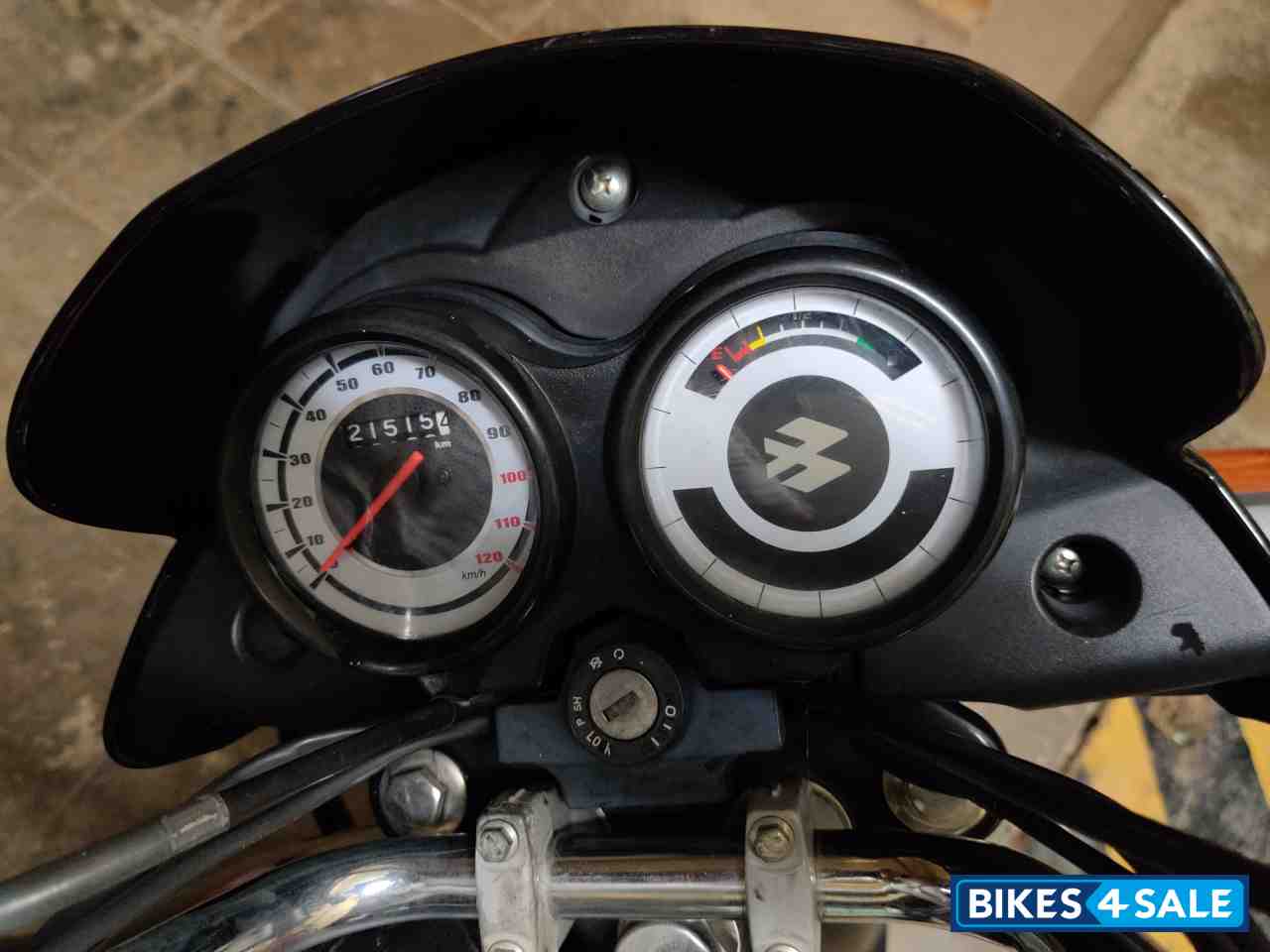 Black Bajaj Platina 100 ES