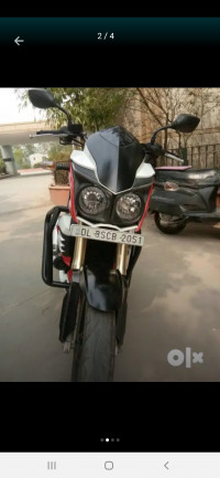 Mahindra Mojo