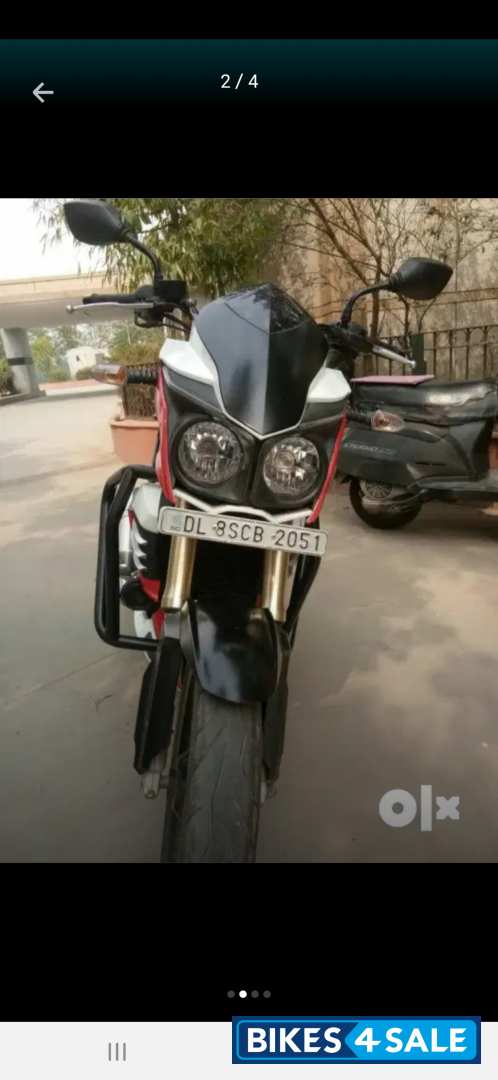 Mahindra Mojo