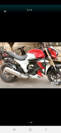Mahindra Mojo