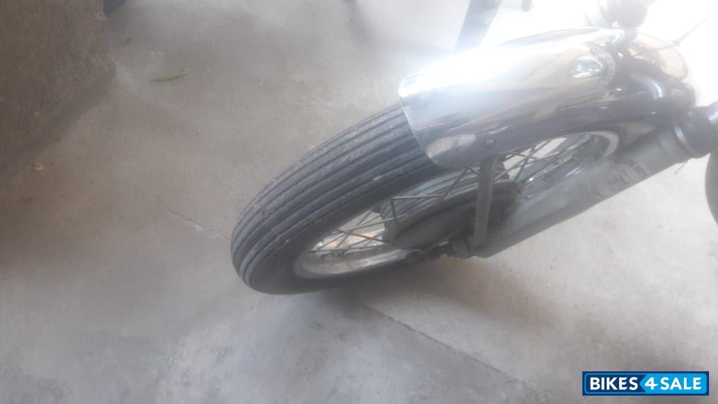 Royal Enfield Bullet Machismo A350