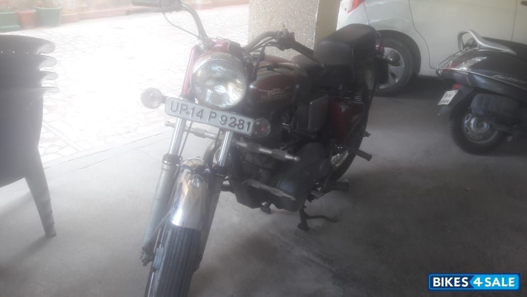 Royal Enfield Bullet Machismo A350