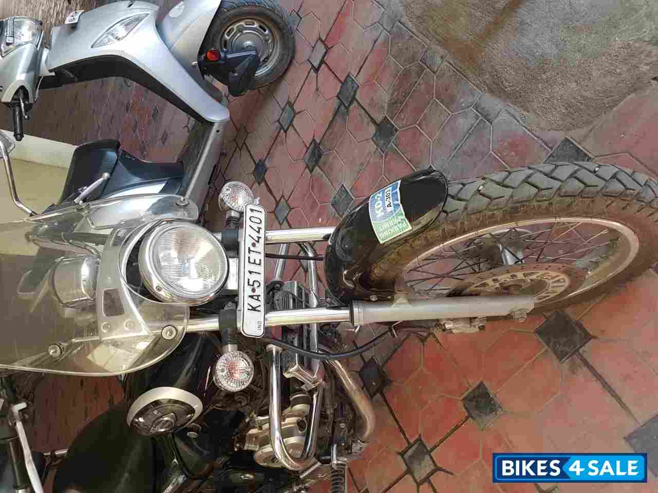 Bajaj Avenger Cruise 220