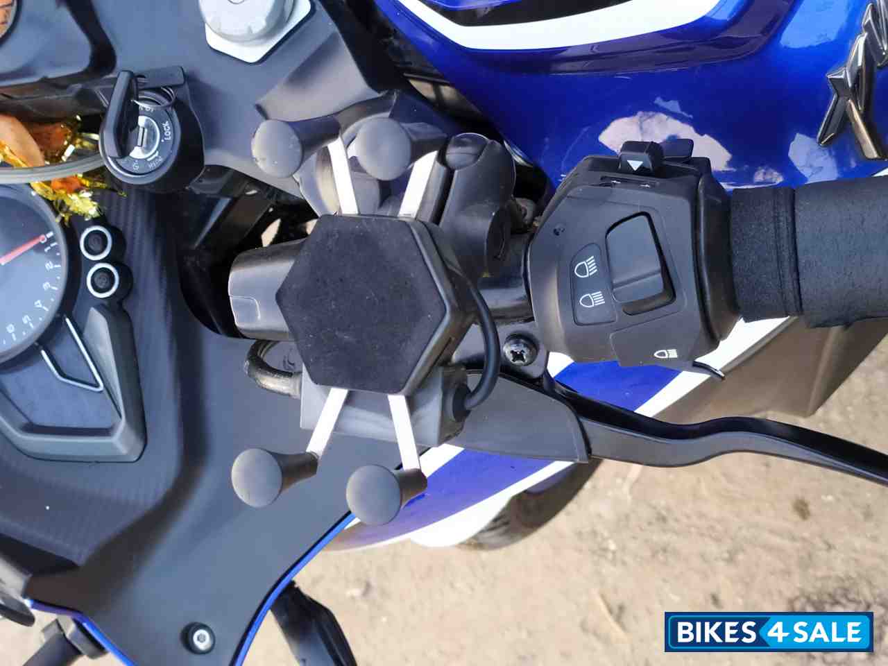 Racing Blue Bajaj Pulsar RS 200 ABS