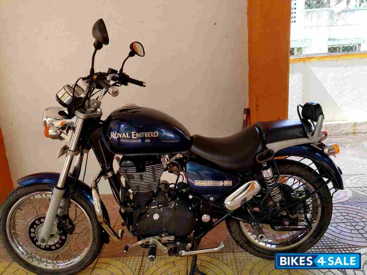 Marine Blue Royal Enfield Thunderbird 350