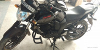 Black Yamaha FZ16