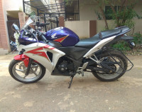 Tri Color Honda CBR 250R