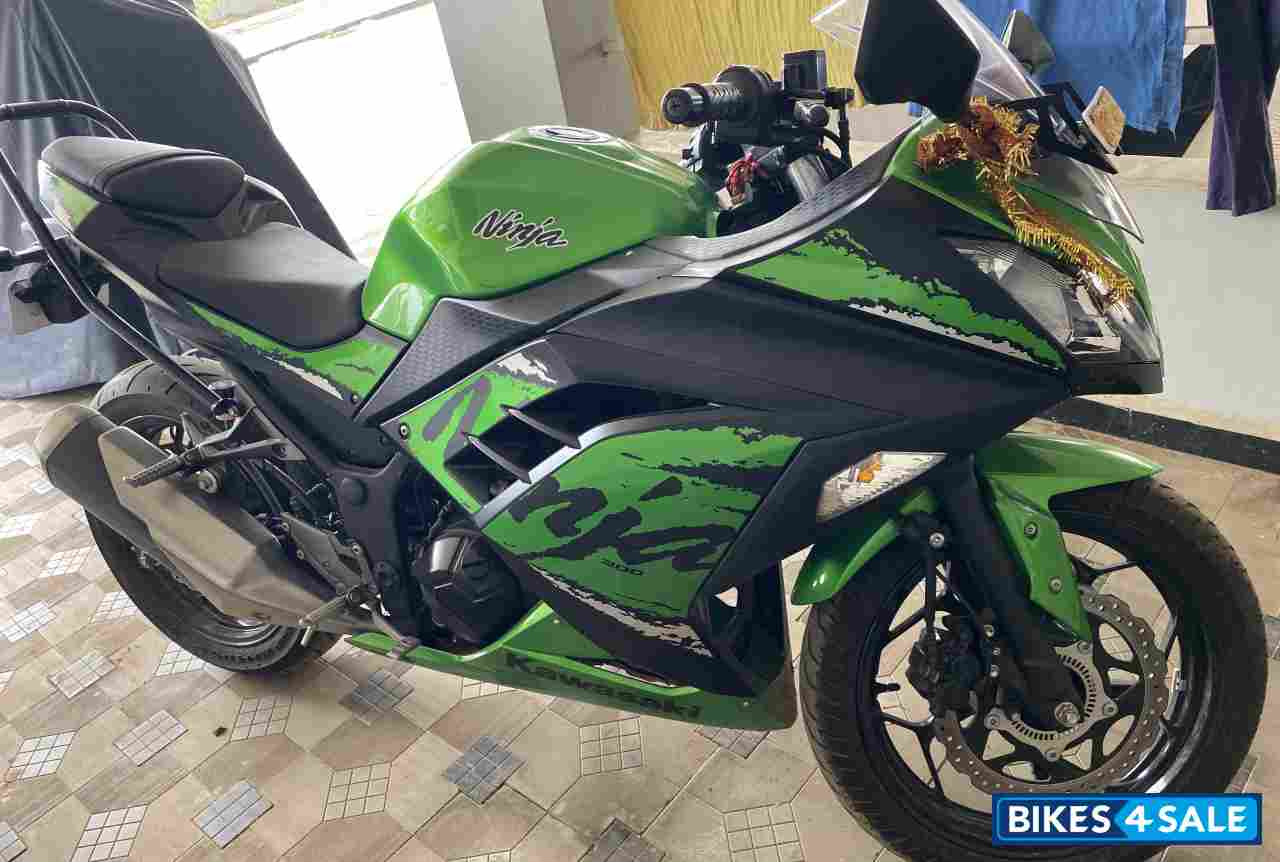 Kawasaki Ninja 300R