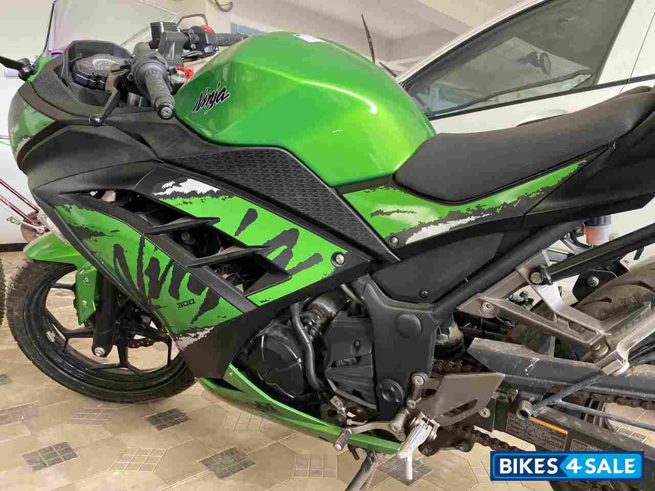 Kawasaki Ninja 300R