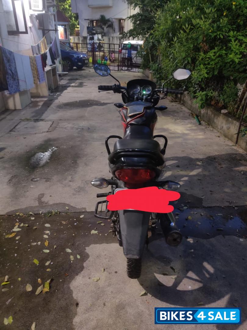 Black Honda Dream Yuga