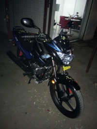 Blue & Black Hero Glamour 125