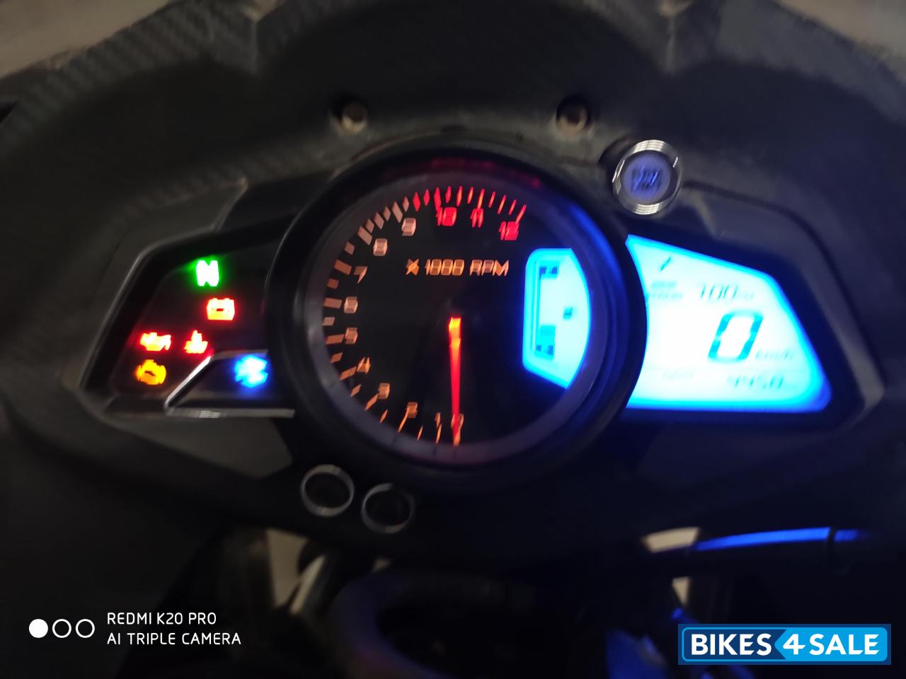 Black And Grey Bajaj Pulsar RS 200